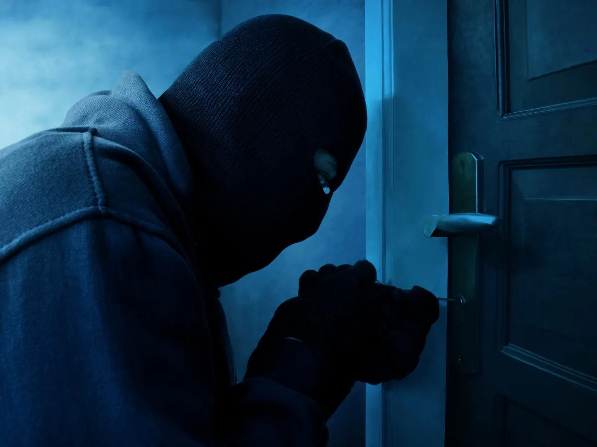 GSC Électricité | Electricien Bruxelles - Alarme Vidéosurveillance 1